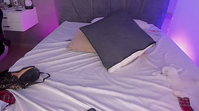 selena_monroy live