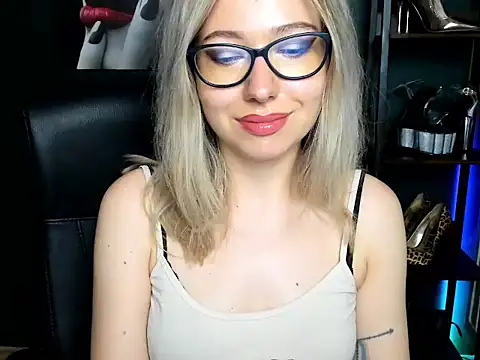 loveHeidi live