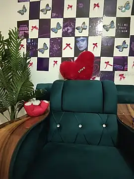 Alisha_Babyy live