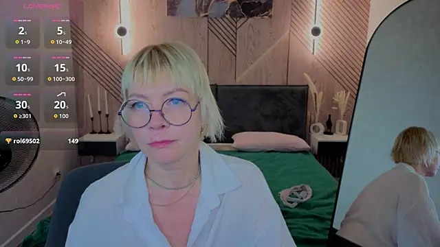 Ann_Annise live