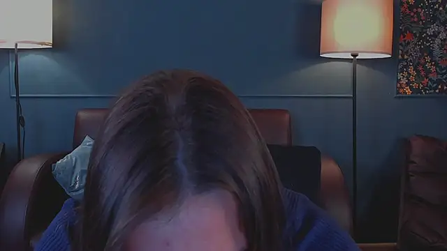 NicoleWells22 live