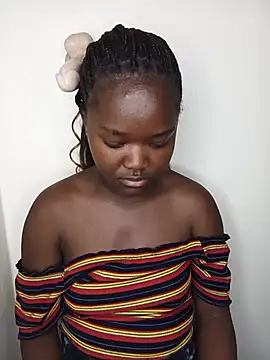 little_creamy live