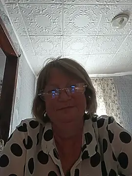 MilashkaCutie50 live