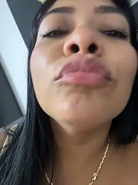pocahontas6969 live