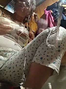 Milla_pussy live