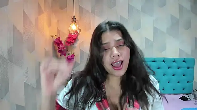 LindaBreeS live