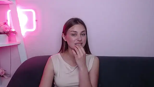 MilanaAngelAs live