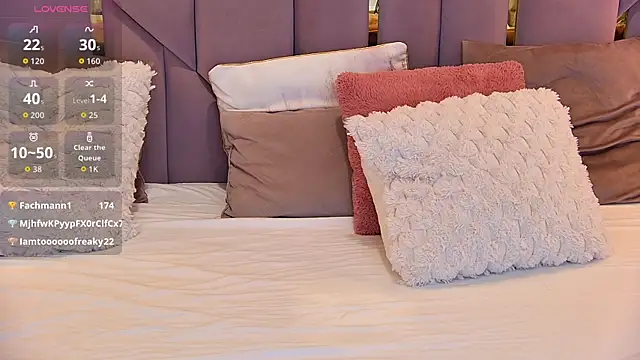 SophieeCharm live