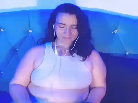 Alice_Jovovich69 live