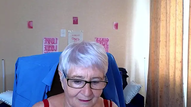 Sandra_Snowflake live