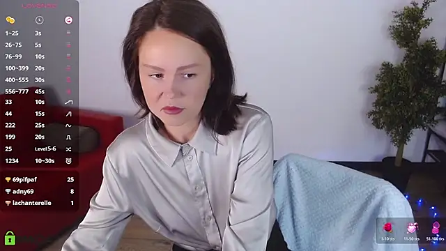 VickyGolden live