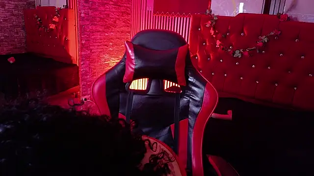 mia_hernnandez live