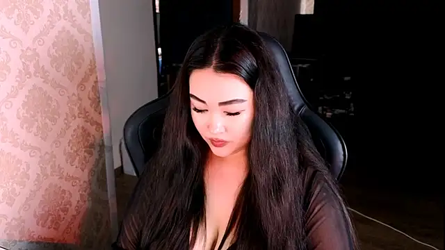 Emma_Uilson live