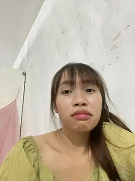 Nhii_Cum live
