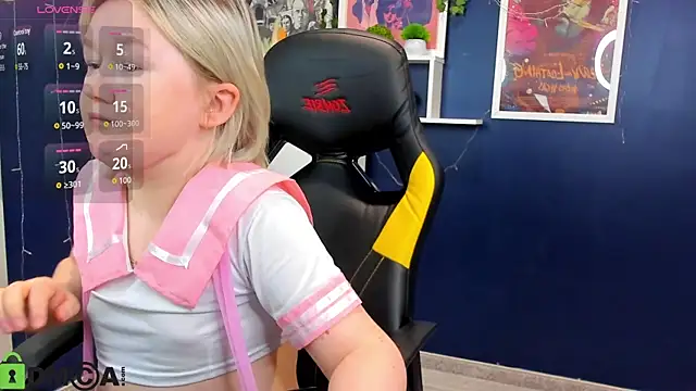 Sara_Robinson live