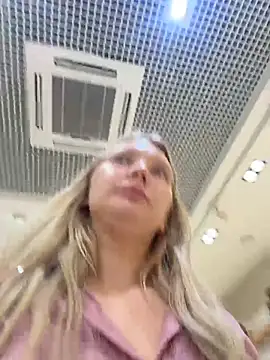 AmmyHot live