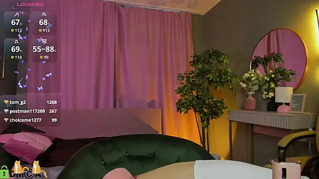 Ursula_Andres live
