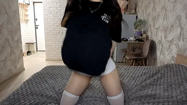 Qwami_Amie live