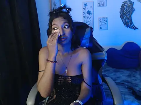 Samanta_777 live