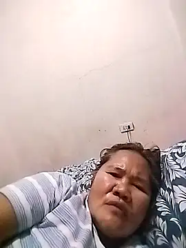 Hotsexymomcams4u live
