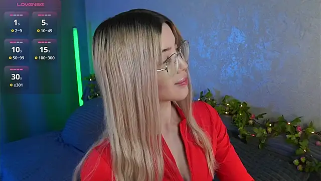 LindaThackerr live