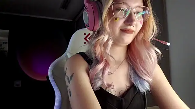 FunnyLila live
