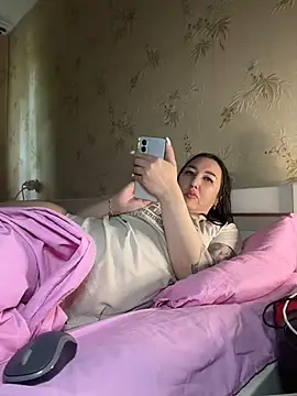 Naughtbaby_2025 live