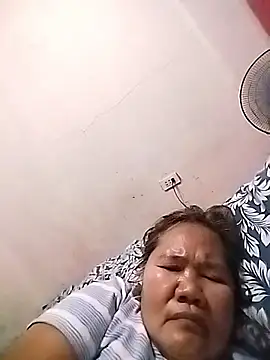 Hotsexymomcams4u live
