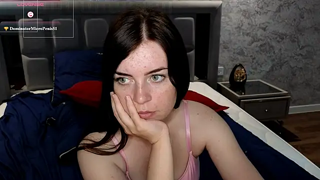 Victoriaa_Mills live