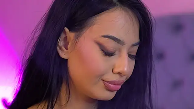 ErinAzzaro live