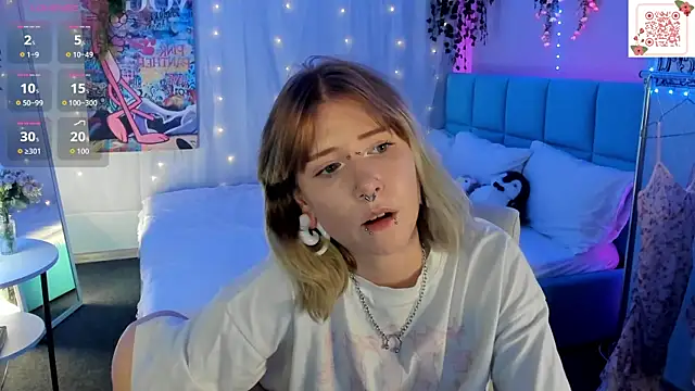Elira_Vane live