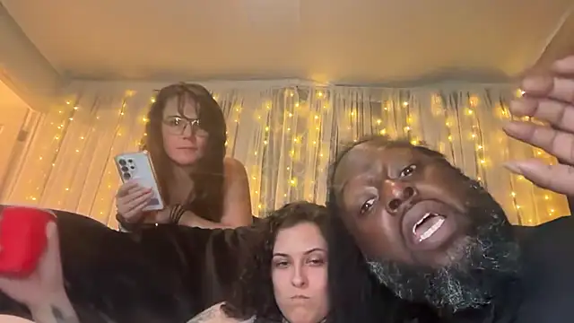 shadowmanNsnowflake live