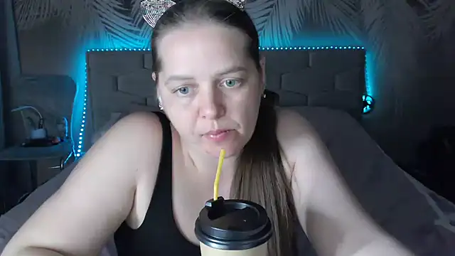 uliastar live
