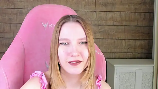LiliLinn live
