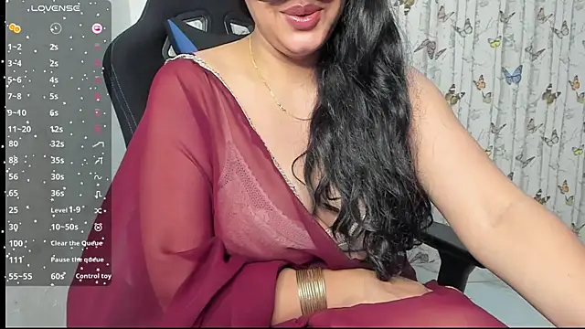 Smiley_Riya live