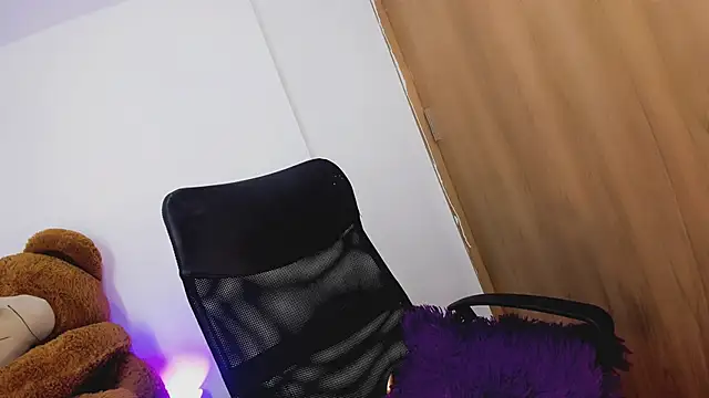 Charming_J live