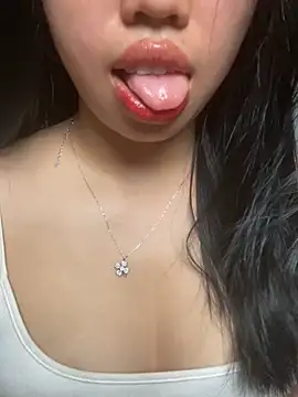 Rose-babyx live