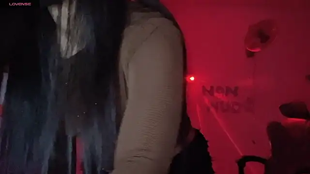 Tieu-May live