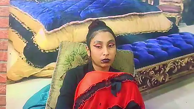 IndianSexyButt live