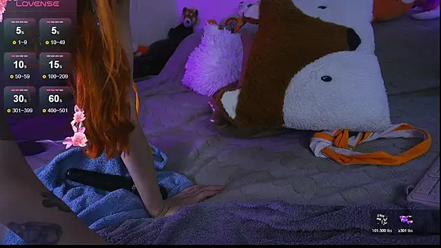 DaddysLittleSlutfox live