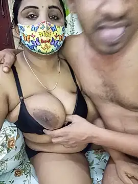 Romentic_Couple live