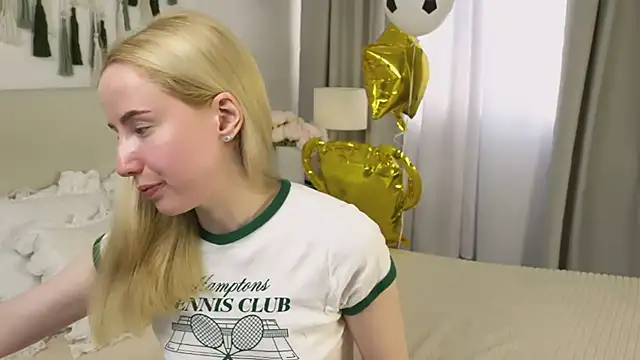 Cassie_Kelman live