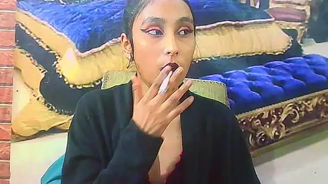 IndianSexyButt live