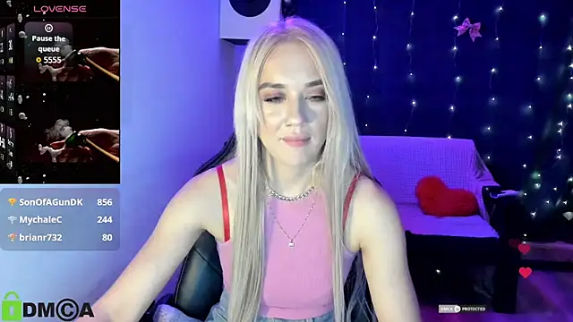 CrystalGirl99 profile