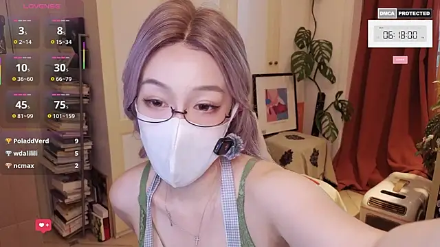 nayomi_34f live