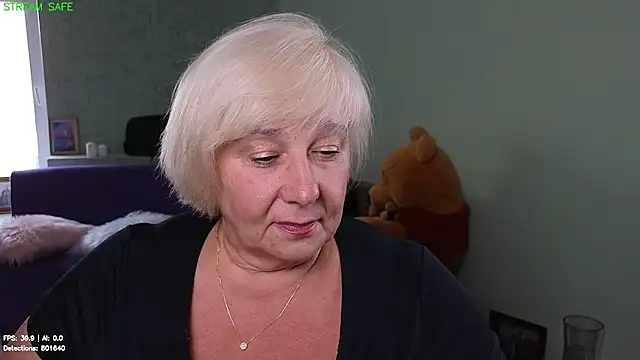 Milane_Milky live