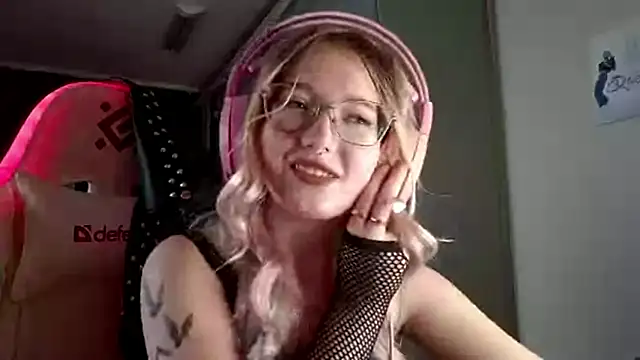 FunnyLila live