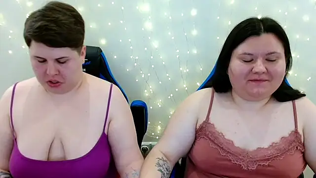 BeckyAndHellen live