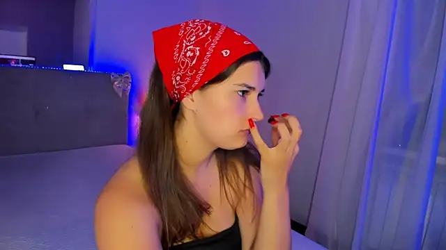 Laura_Leee live