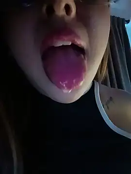 Tamara_valentine live
